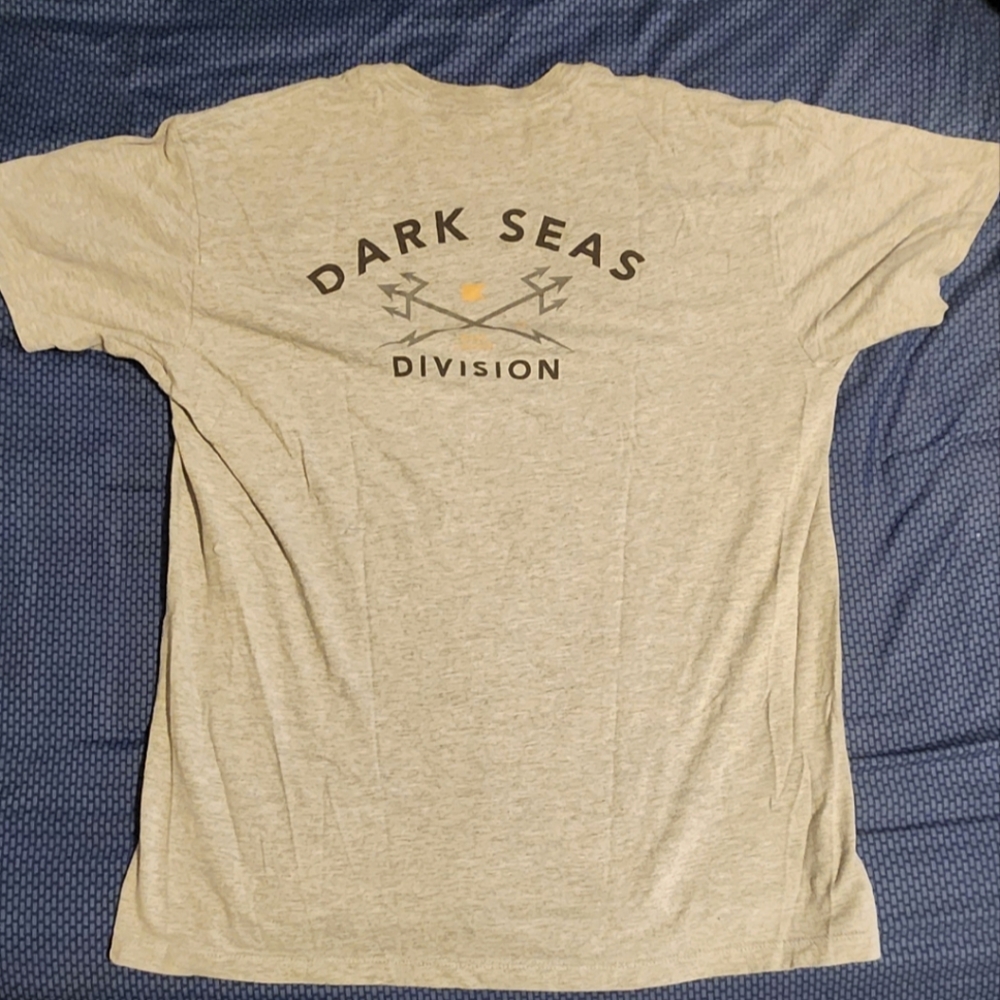 Dark Seas Division Mens Large T shirt Trident 💯 cotton Gray Soft